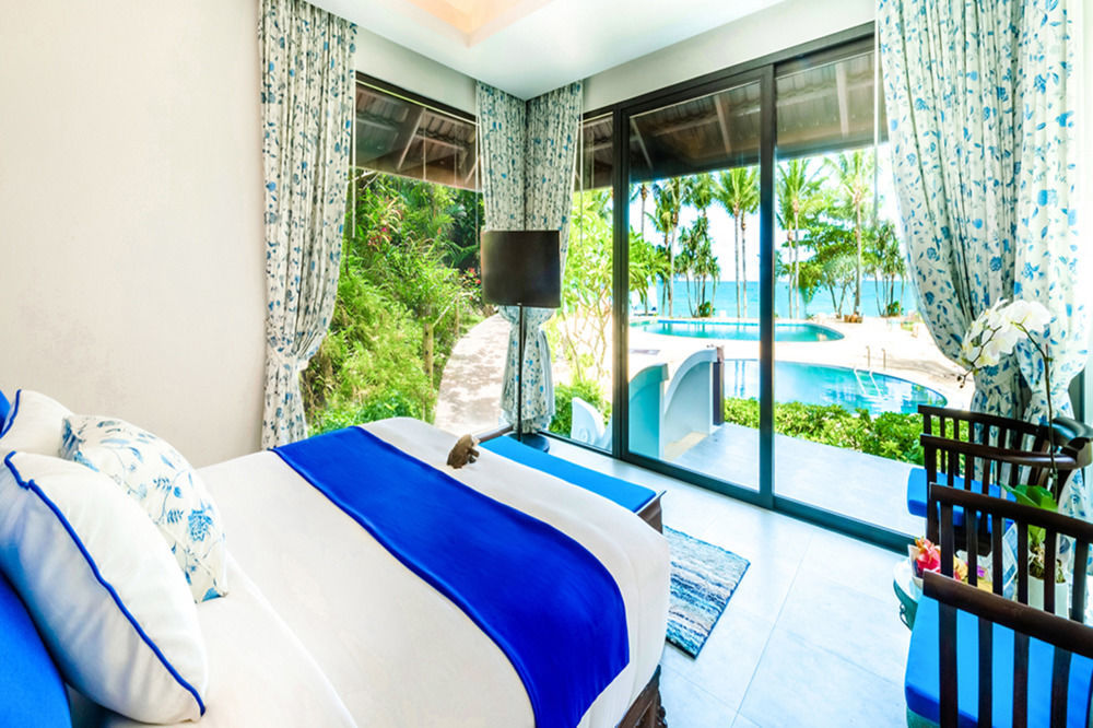 Akyra Beach Resort Phuket Phang Nga Bagian luar foto